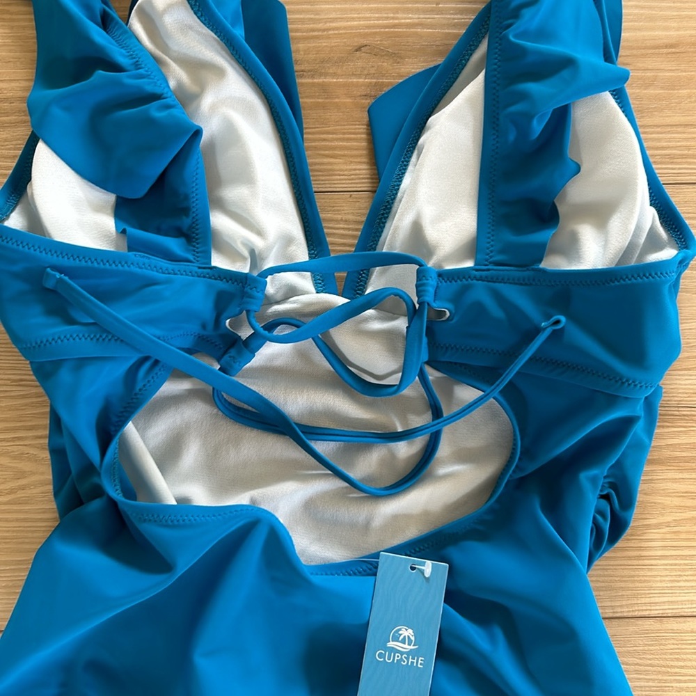 CUPSHE Women's Ruffled One Piece Swimsuit V Neck Lace Up, size L, Teal blue - Picture 6 of 8